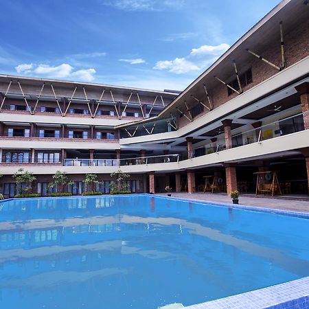Grand Mulya Hotel Μπογκόρ Εξωτερικό φωτογραφία