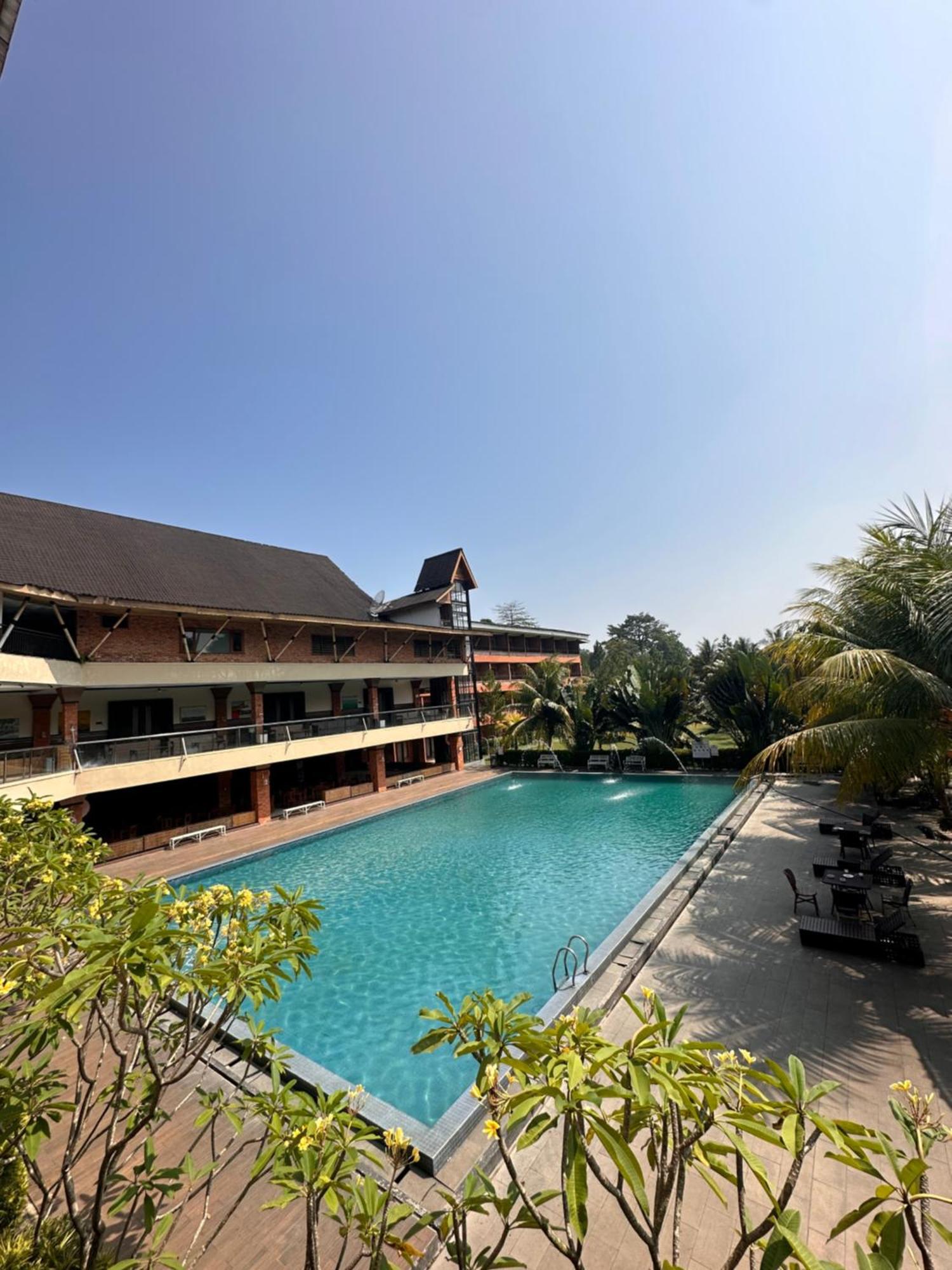 Grand Mulya Hotel Μπογκόρ Εξωτερικό φωτογραφία