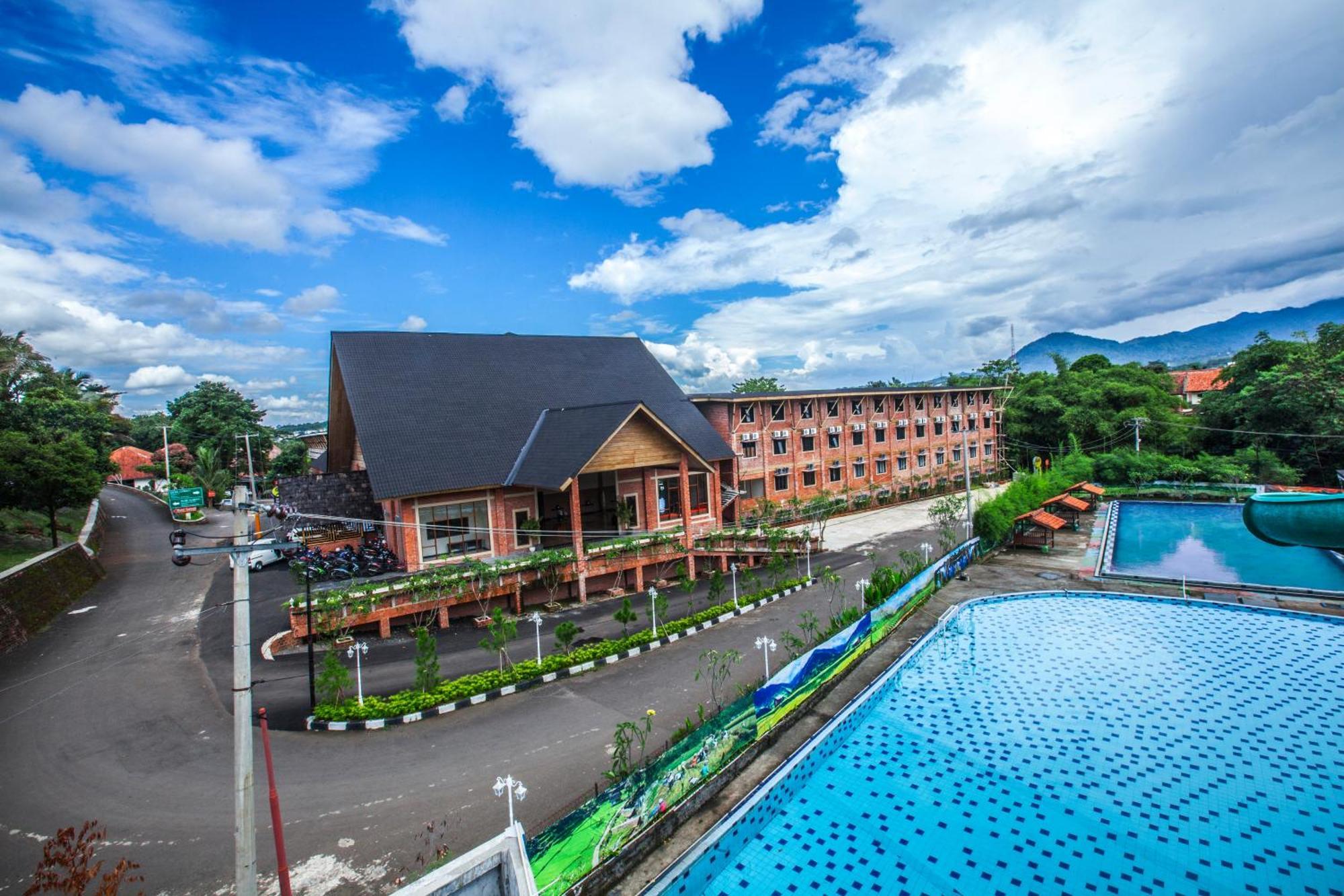 Grand Mulya Hotel Μπογκόρ Εξωτερικό φωτογραφία